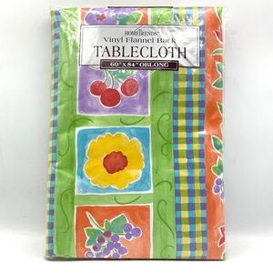 HomeTrends Vinyl Flannel Back Tablecloth 60X84" NEW